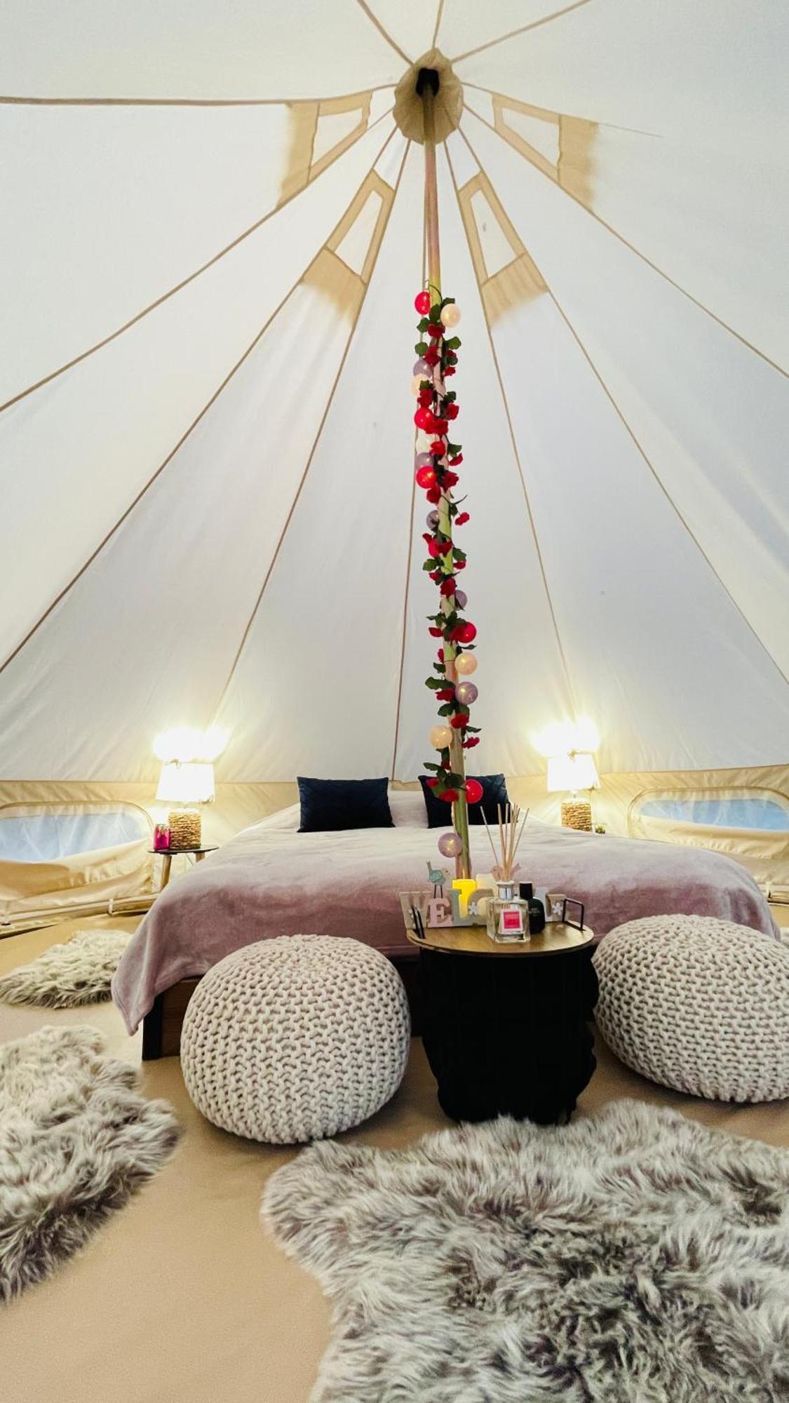 Tente de luxe Garden Glamping Retezat Bălan