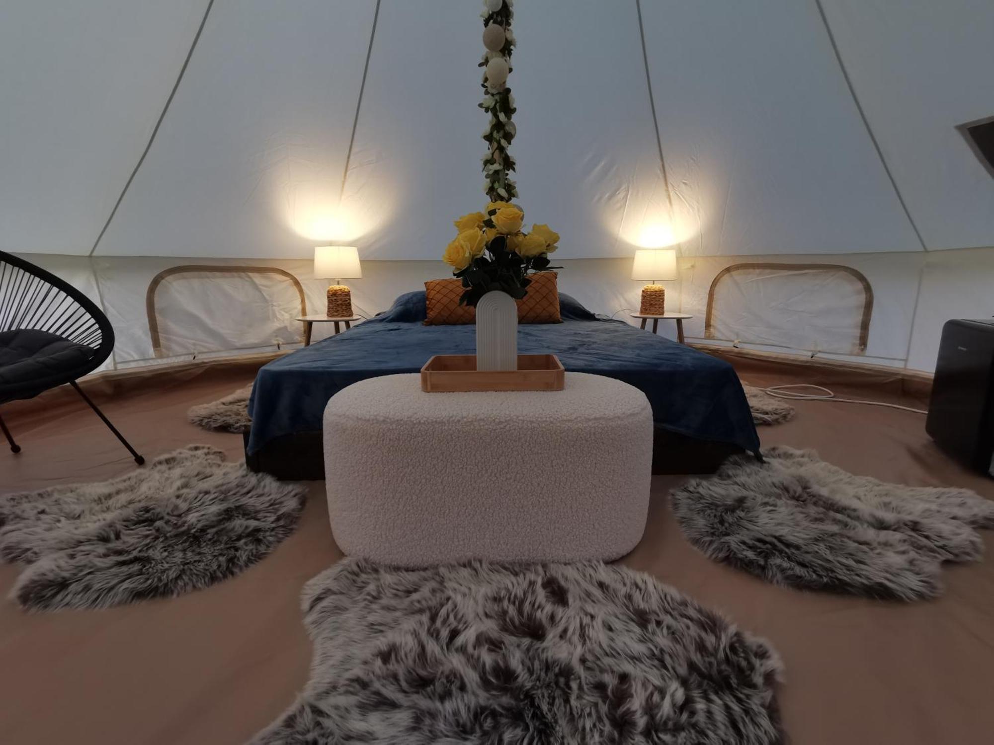 Garden Glamping Retezat Tente de luxe Bălan