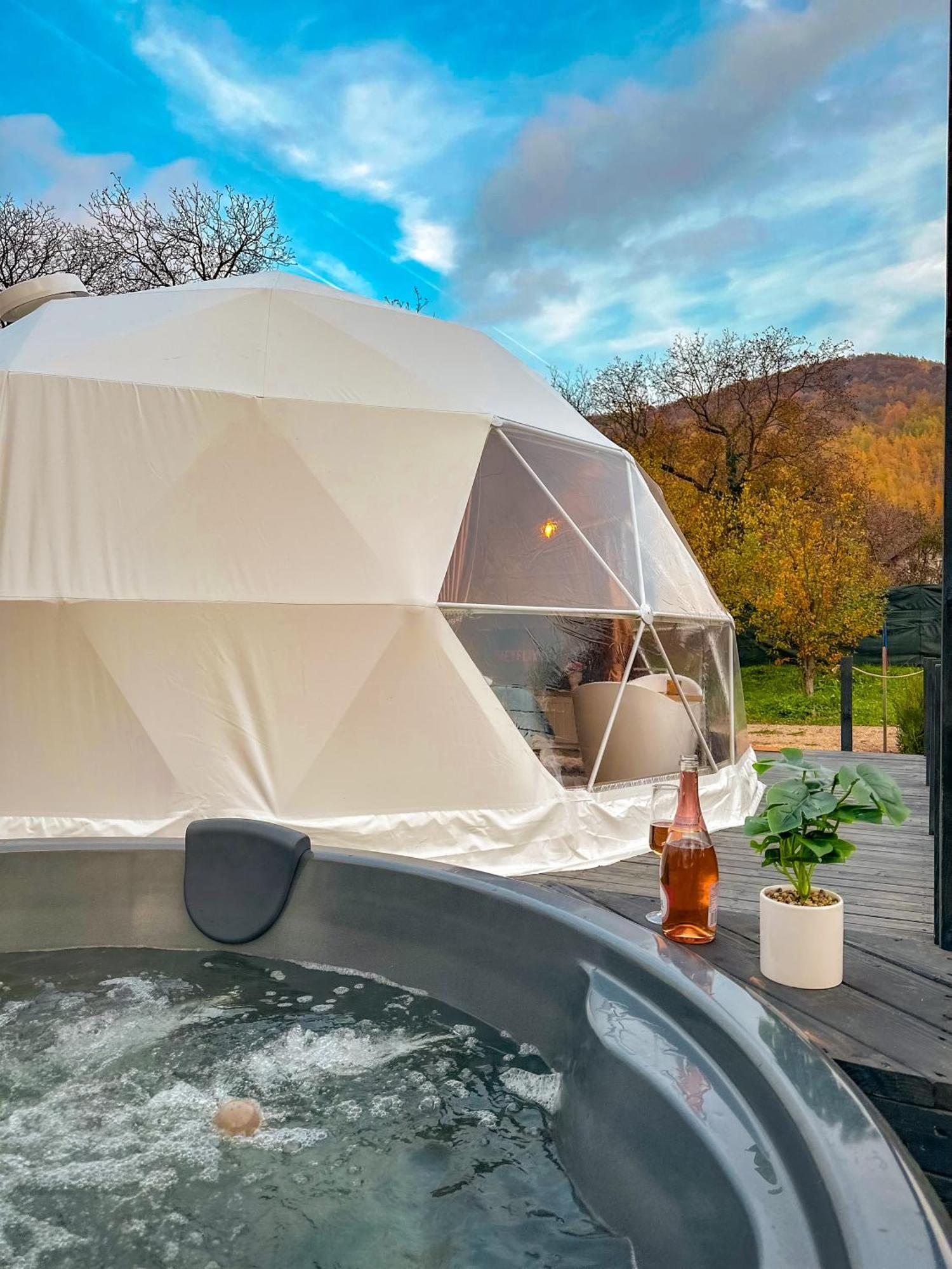 Garden Glamping Retezat 3*