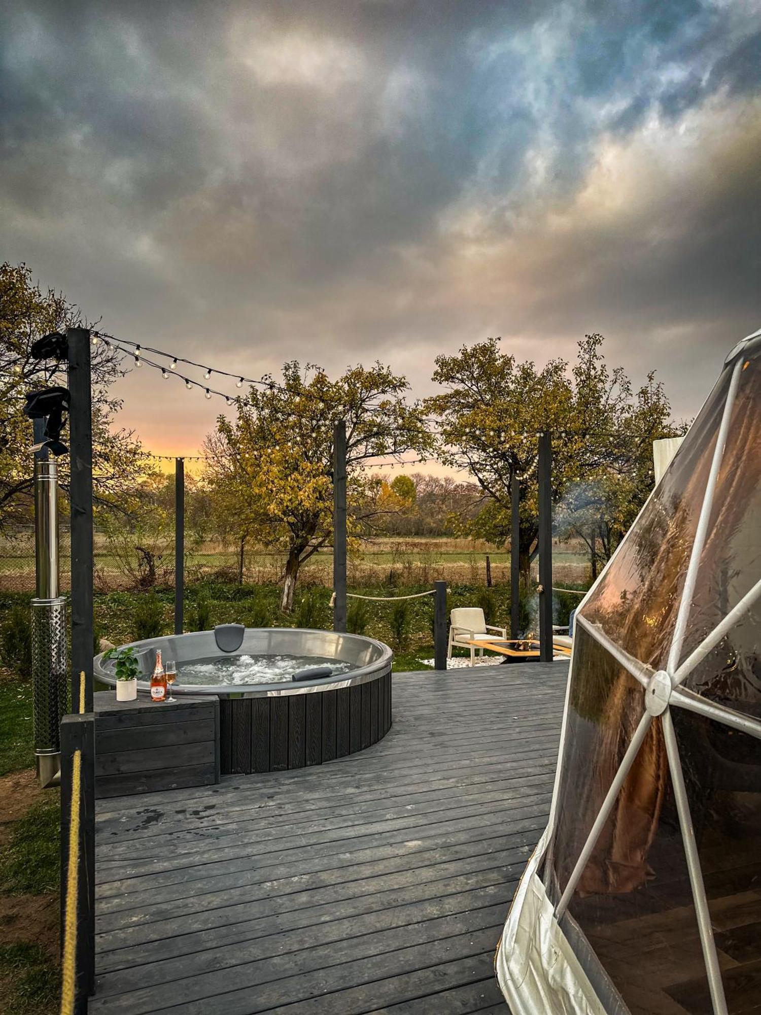 Tente de luxe Garden Glamping Retezat