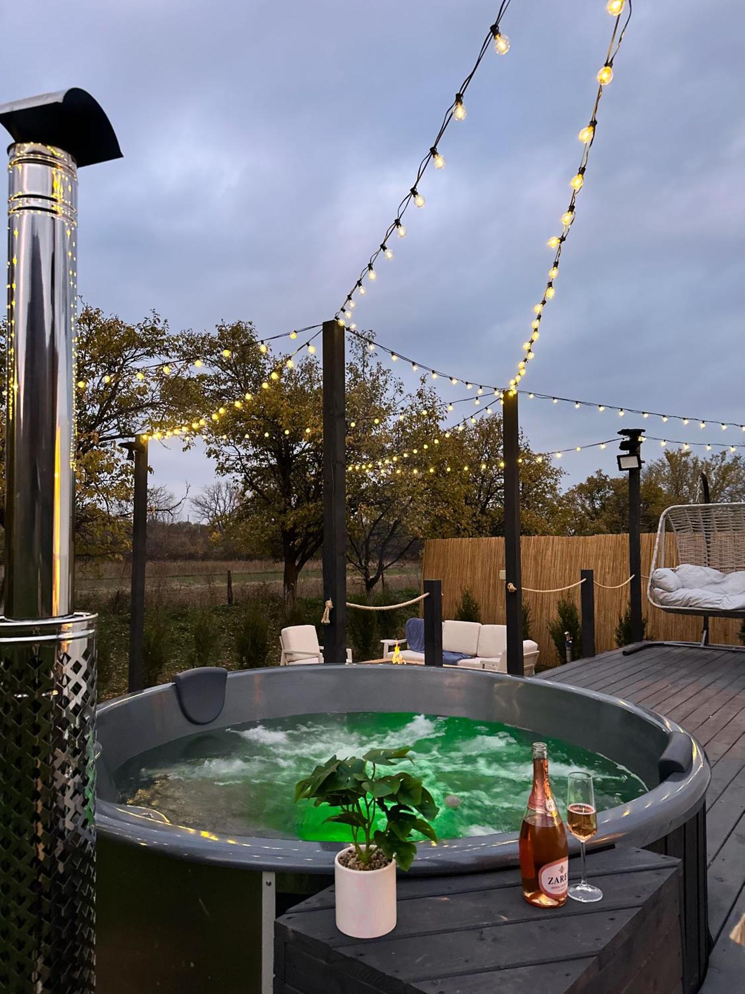 Tente de luxe Garden Glamping Retezat Bălan