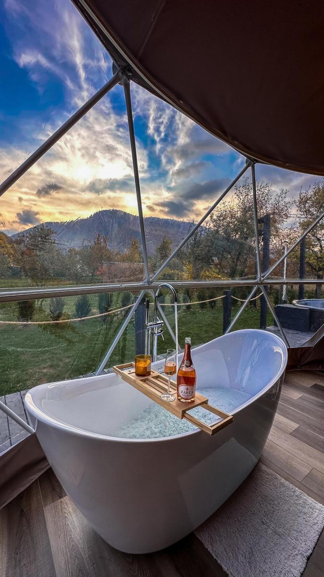 Garden Glamping Retezat Tente de luxe 3*